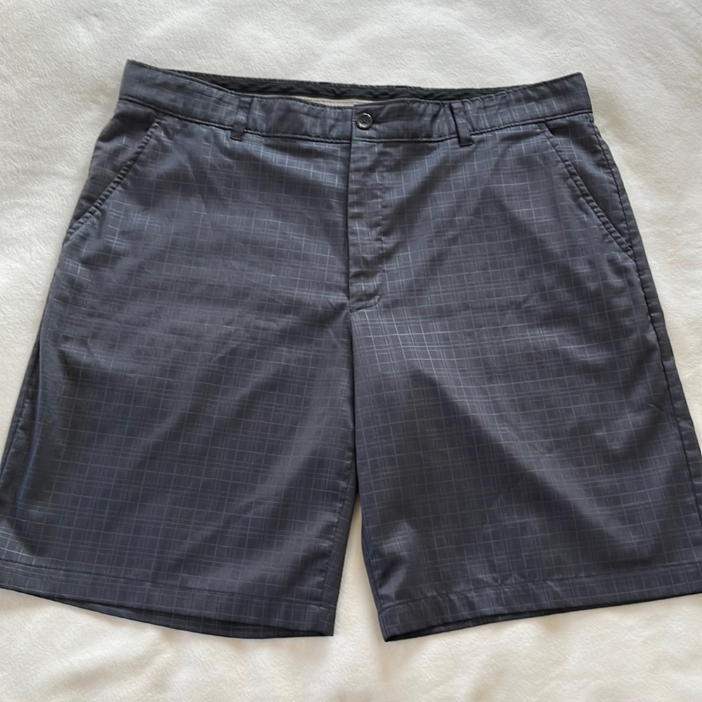 Gray sz 40waist golf shorts